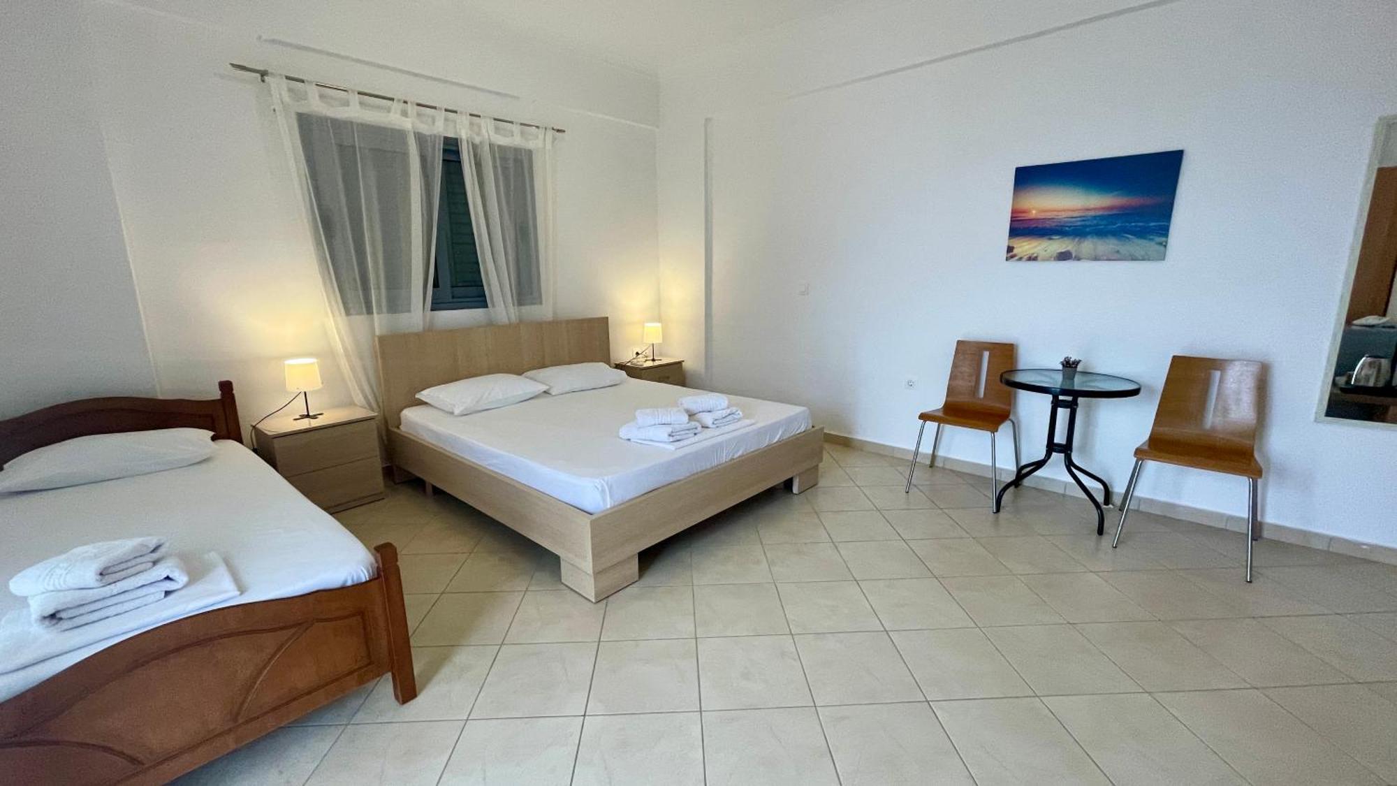 Tasos Rooms ฮีมาเรอ ภายนอก รูปภาพ